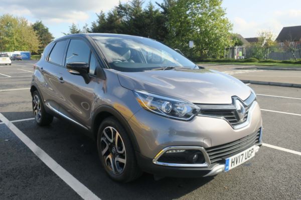 Renault Captur 1.5 dCi Signature Nav SUV 5dr Diesel EDC Auto