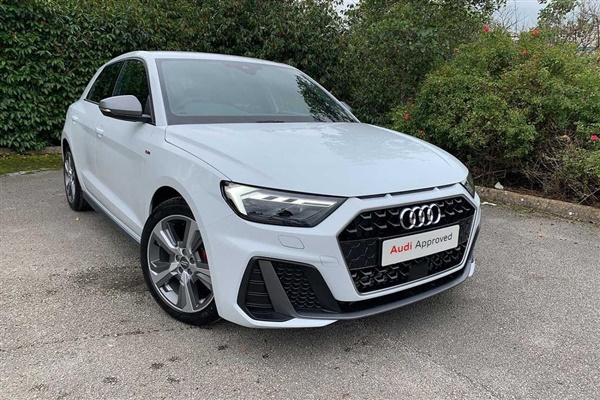 Audi A1 Sportback S line Competition 40 TFSI 200 PS S tronic