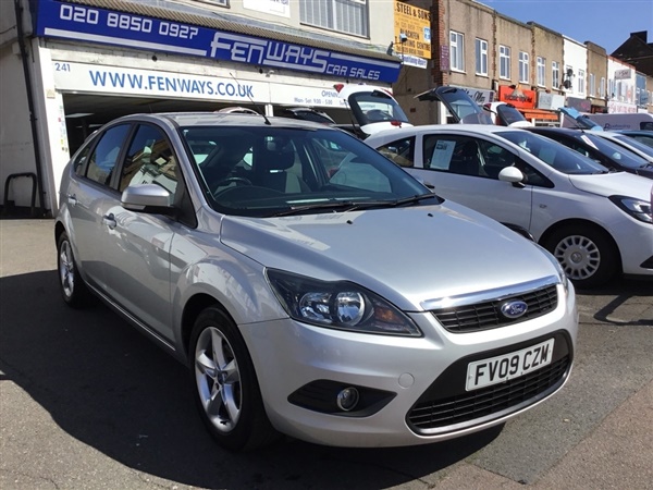 Ford Focus 1.6 Zetec 5dr