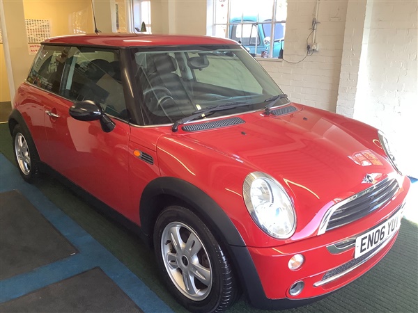 Mini Hatch 1.6 One 3dr