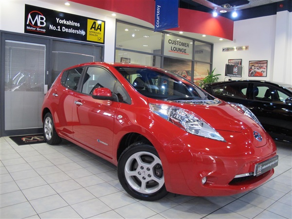 Nissan Leaf 80kW Acenta 5dr Automatic *ELECTRIC VEHICLE**0%
