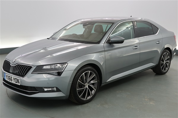 Skoda Superb 2.0 TSI Laurin + Klement 5dr DSG - CANTON AUDIO