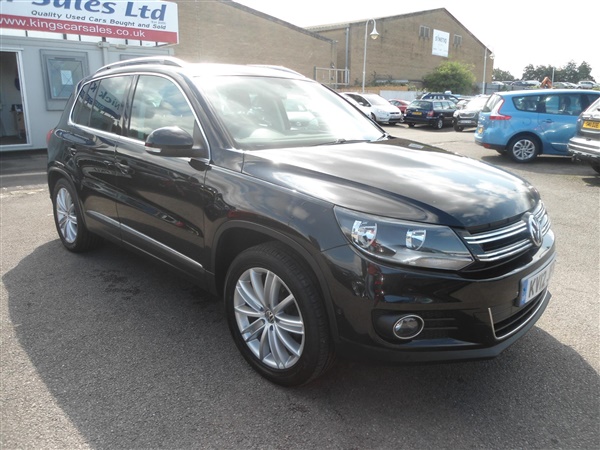 Volkswagen Tiguan 2.0 TDi BlueMotion 140 Tech Sport 4WD 5dr