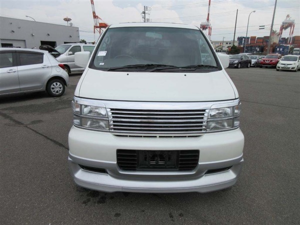 Nissan Elgrand HIWAY STAR AS GOOD ASNEW ONLY MILES Auto