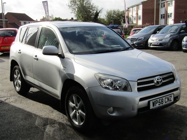 Toyota RAV 4 2.2 XT-R D-4D 5d 135 BHP