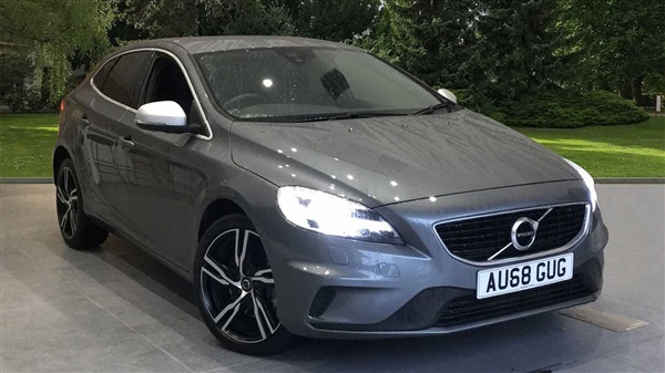 Volvo V40 R-Design Pro Automatic (Winter Pack, Volvo On Call