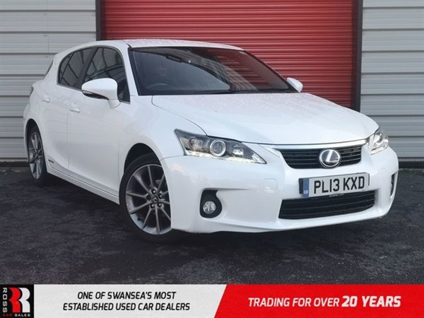 Lexus CT H ADVANCE 5d AUTO 136 BHP