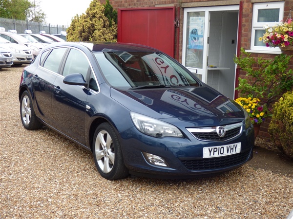 Vauxhall Astra Vauxhall Astra CDTi SRi 157 COMES WITH 15