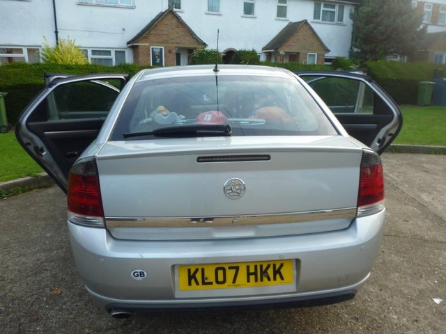 Vauxhall VECTRA Luxury Impeccable Drive As New  ONO