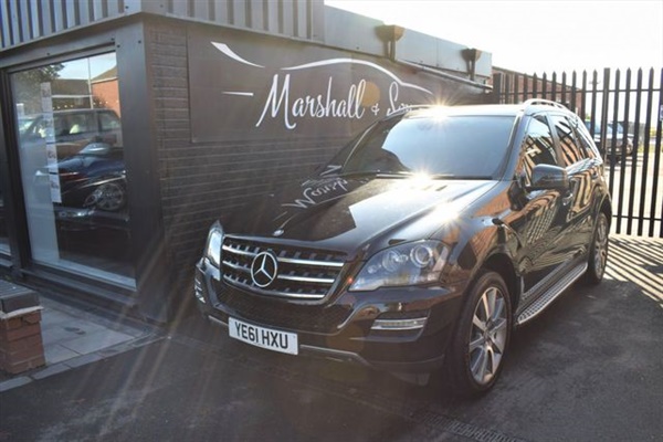 Mercedes-Benz M Class 3.0 ML300 CDI BLUEEFFICIENCY GRAND