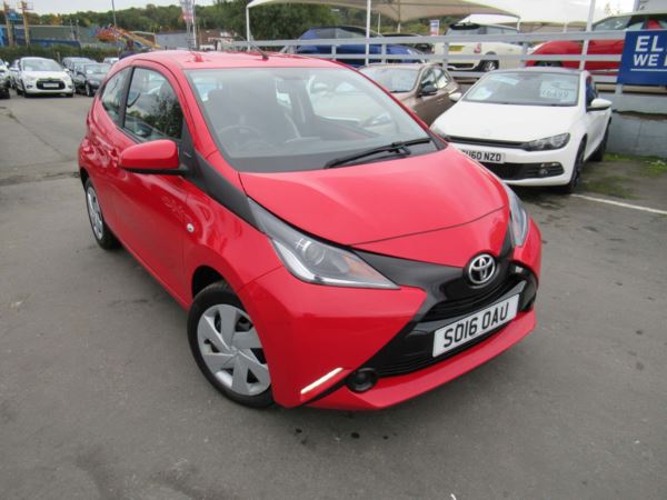 Toyota AYGO 1.0 VVT-i x-play 3dr