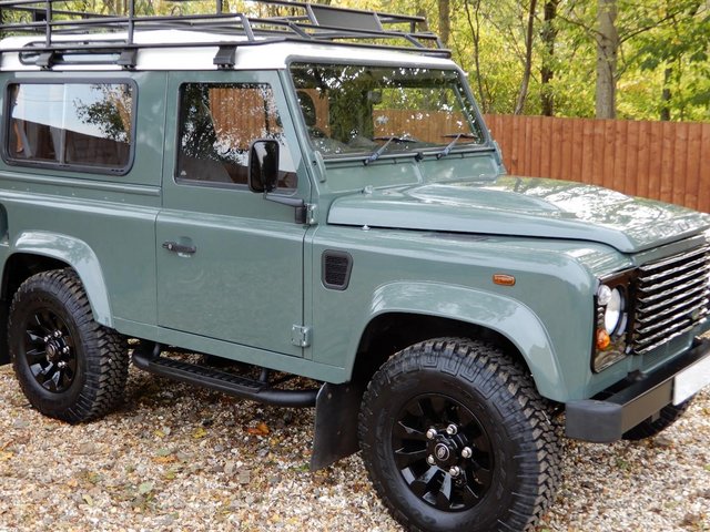  Land Rover Defender 90 Factory Station Wagon