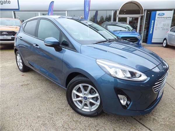 Ford Fiesta 1.0 EcoBoost Zetec Navigation 5dr