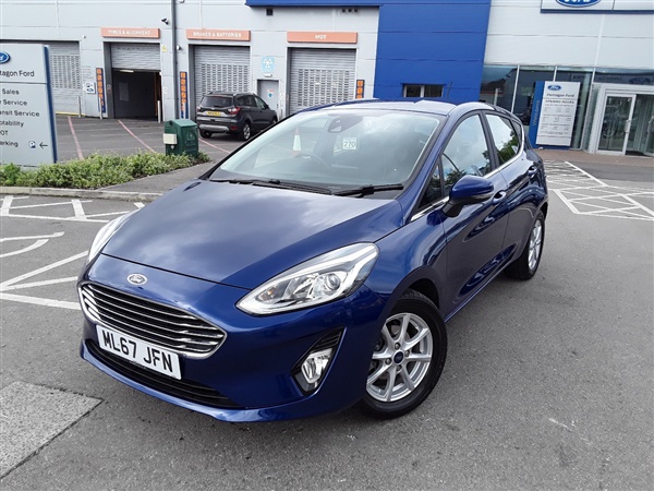 Ford Fiesta 1.1 ZETEC NAVIGATION 5DR