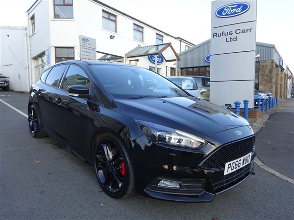 Ford Focus 2.0T EcoBoost ST-3 (s/s) 5dr