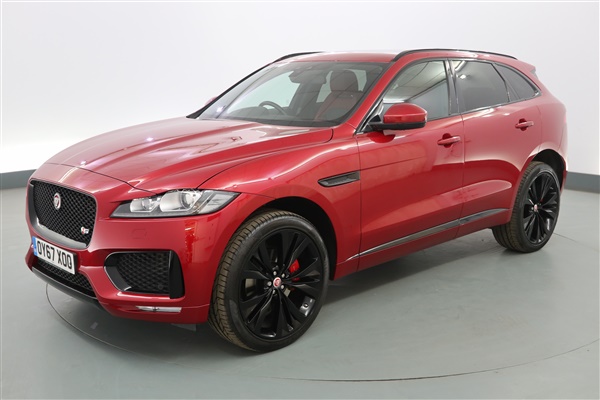 Jaguar F-Pace 3.0d V6 S 5dr Auto AWD - HEATED STEERING WHEEL