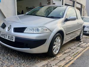 Renault Megane  in Hove | Friday-Ad