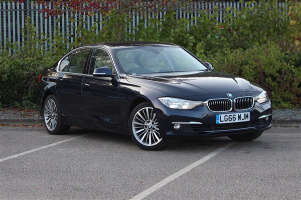 BMW 3 Series 330d Luxury [Individual Steering Wheel] 4dr