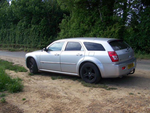 Late  model Chrysler 300C touring Estate car