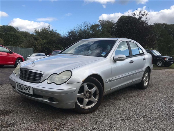 Mercedes-Benz C Class 2.0 C180 Classic 4dr Auto