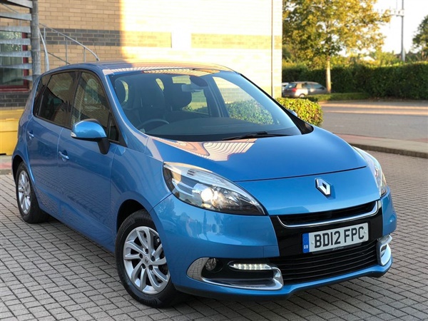 Renault Scenic 1.2 TCe Dynamique Tom Tom (s/s) 5dr