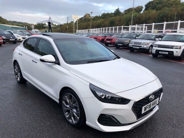 Hyundai I FASTBACK PREMIUM SE 5d 139 BHP