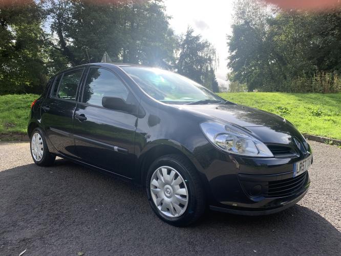 Renault Clio 1.2 Expression full main dealer history
