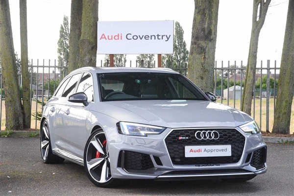 Audi RS4 Special Edition 2.9 TFSI Quattro Carbon Edition 5dr