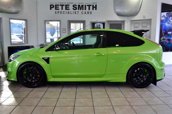 Ford Focus 2.5 RS FINISHED IN ULTIMATE GREEN WITH