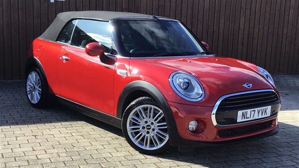 Mini Convertible 1.5 Cooper 2dr [Chili Pack]