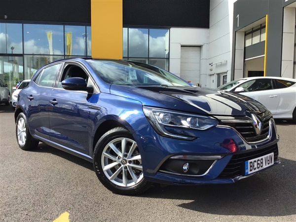 Renault Megane 1.5 Blue dCi Play Hatchback 5dr Diesel (s/s)