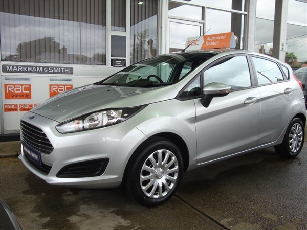 Ford Fiesta STYLE Just had full service new tyres + new