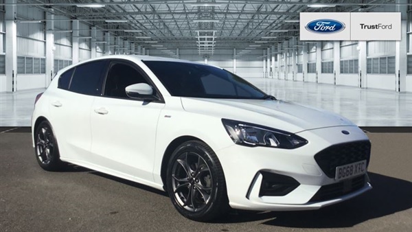Ford Focus 1.0 EcoBoost 125 ST-Line ****REAR PRIVACY
