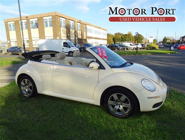 Volkswagen Beetle 1.6 Luna Cabriolet 2dr