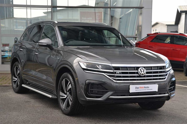 Volkswagen Touareg 3.0 TDI SCR 286PS 4MOTION R-Line Tech 5dr