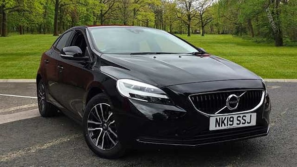 Volvo V40 D2 Momentum Manual