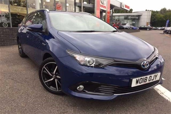 Toyota Auris Hybrid 1.8 VVT-i HSD Design Touring Sports Auto