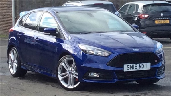 Ford Focus 2.0T EcoBoost ST-2 Navigation 5dr