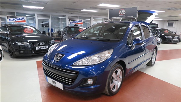 Peugeot  HDi 92 Sport 5dr *** 0 Finance Available ***