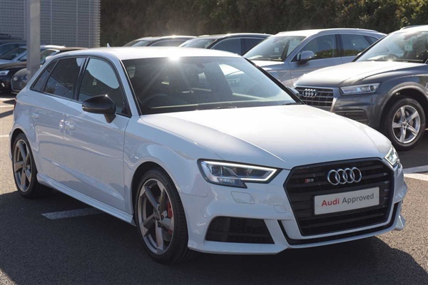 Audi S3 Sportback Black Edition 2.0 TFSI quattro 310 PS S