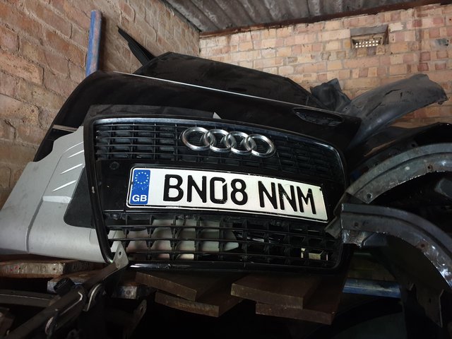 Audi a8 all the part for sale  turbo