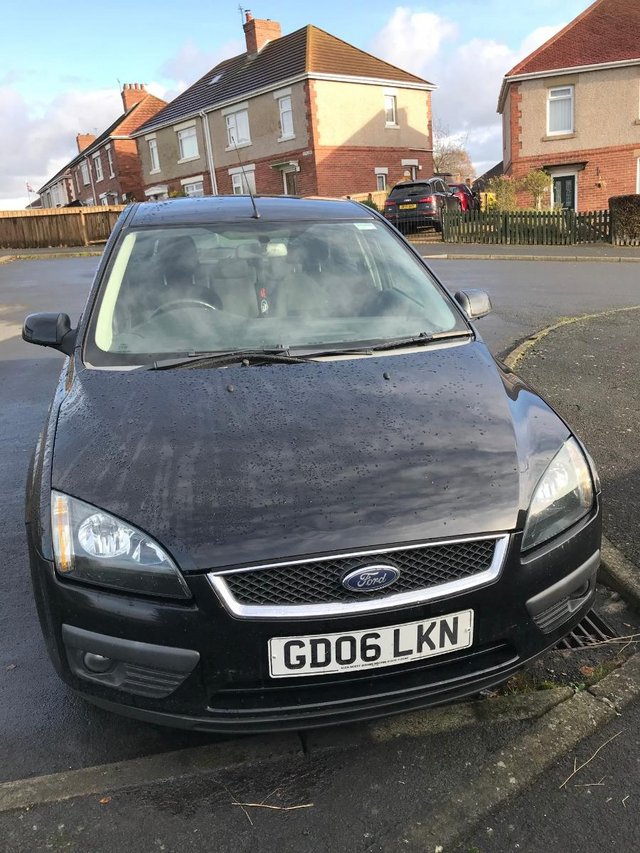 Ford Focus, ) Black Hatchback, Manual Petrol, 