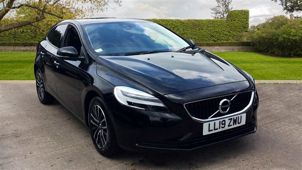 Volvo V40 D2 Momentum Automatic (Cruise Control, Navigation,