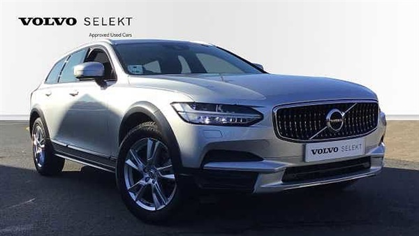 Volvo V90 (Heated Front Seats, Powered Tailgate) Auto