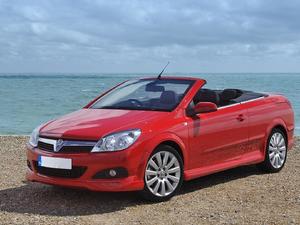 ASTRA DIESEL CONVERTIBLE  FULL SERVICE HISTORY in Battle