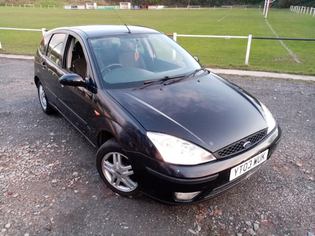 FORD FOCUS 1.6 PETROL ZETEC MANUAL