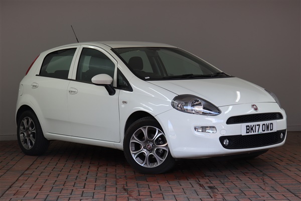 Fiat Punto 1.2 Easy+ [Climate Control, 5dr
