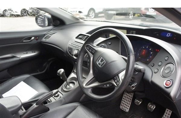Honda Civic 1.8 i-VTEC EX GT 5dr ++ LEATHER / SAT NAV / PAN