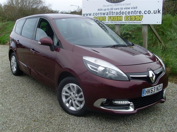 Renault Grand Scenic 1.5 dCi Dynamique TomTom 5dr Automatic