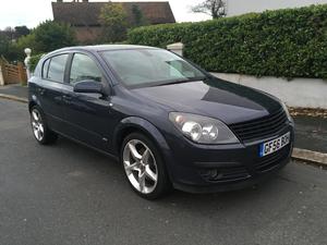 VAUXHALL ASTRA SRI CDTI - LEATHER - FULL SERVICE HISTORY in